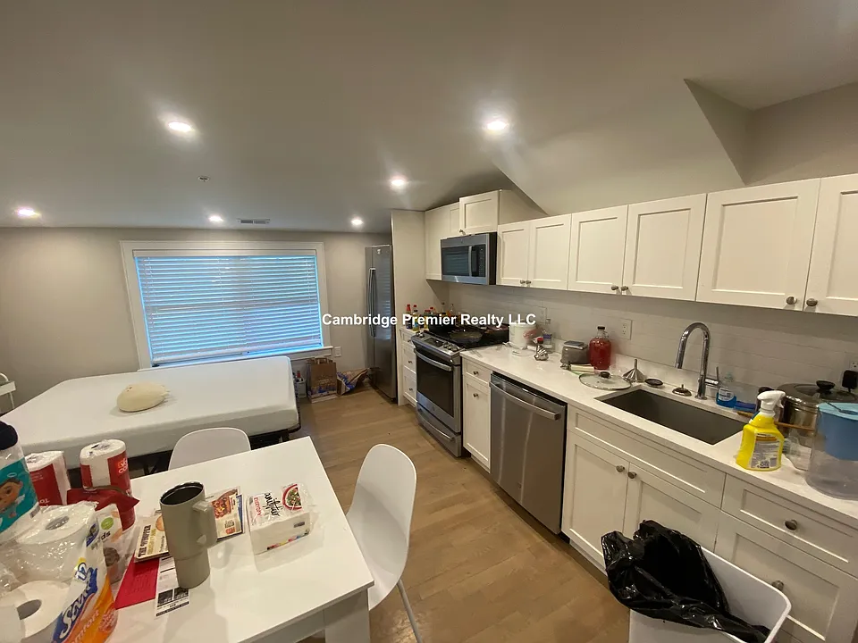 13 Greylock Rd #4