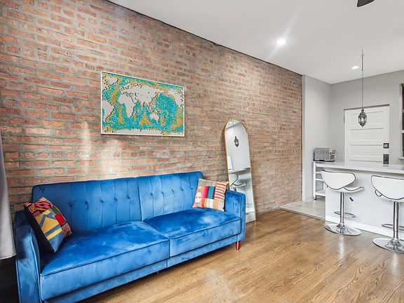 5th image of 1238 W Carmen Ave APT 2N