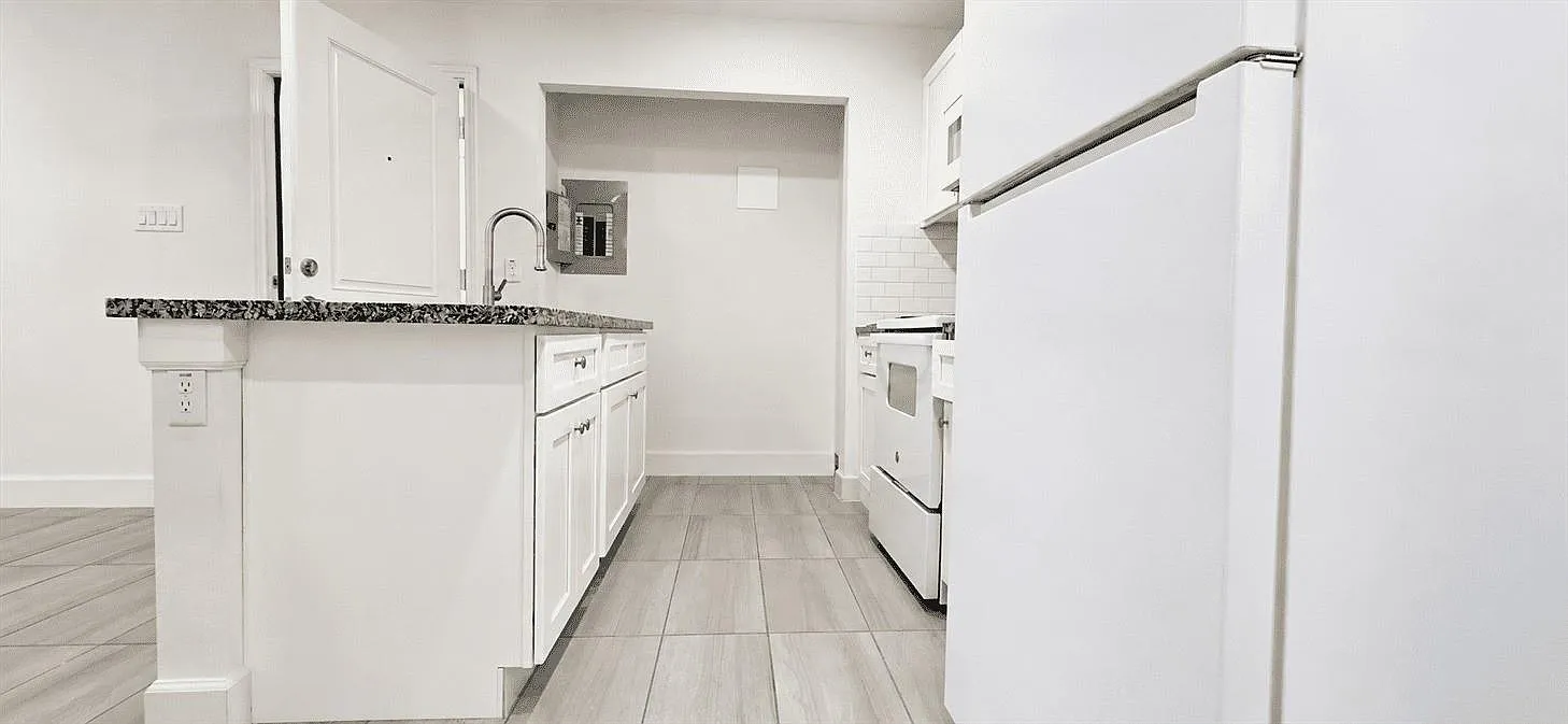 1 bed, 1.0 bath, 800 sqft, $999 — Photo 3