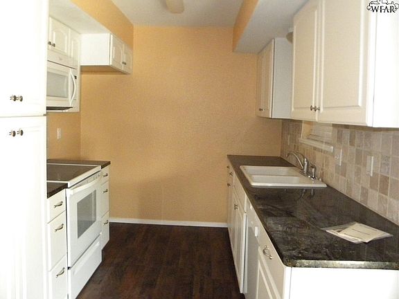 2nd image of 913 Patricia St