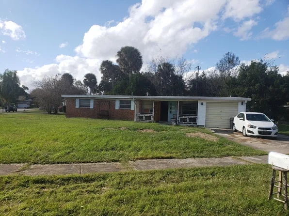 1750 S Lilac Cir, Titusville, FL 32796