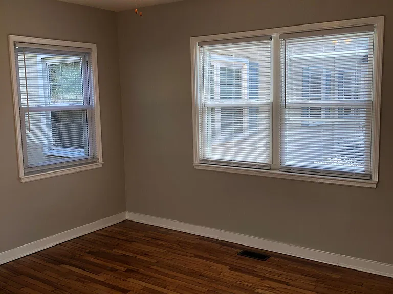 2513 Miller Park Cir #B — Photo 10