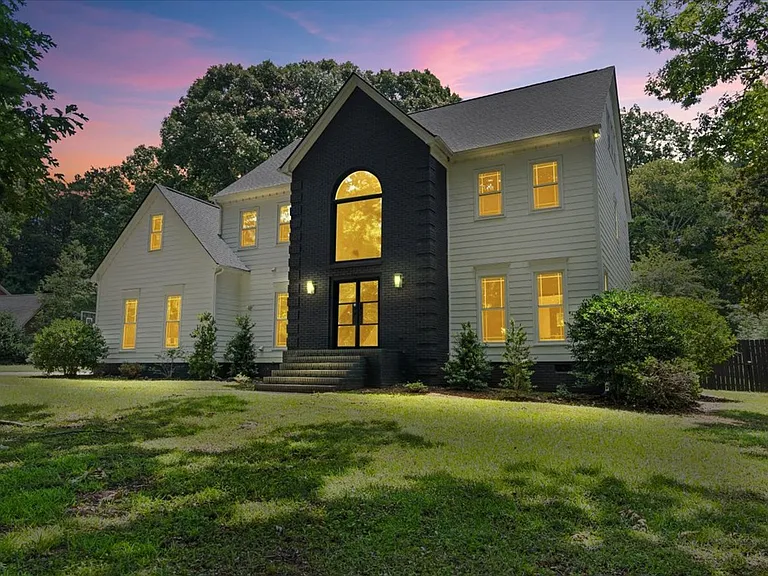 11917 Shady Oak Ct — Photo 4