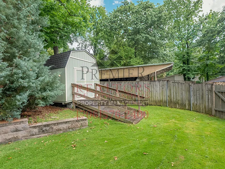 3520 Algonquin Dr — Photo 36
