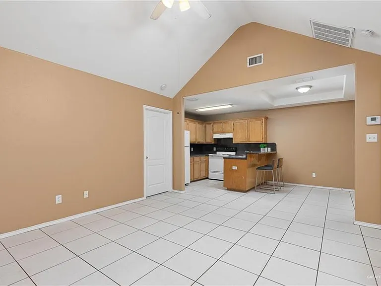 2604 Ringold Cir #3 — Photo 6
