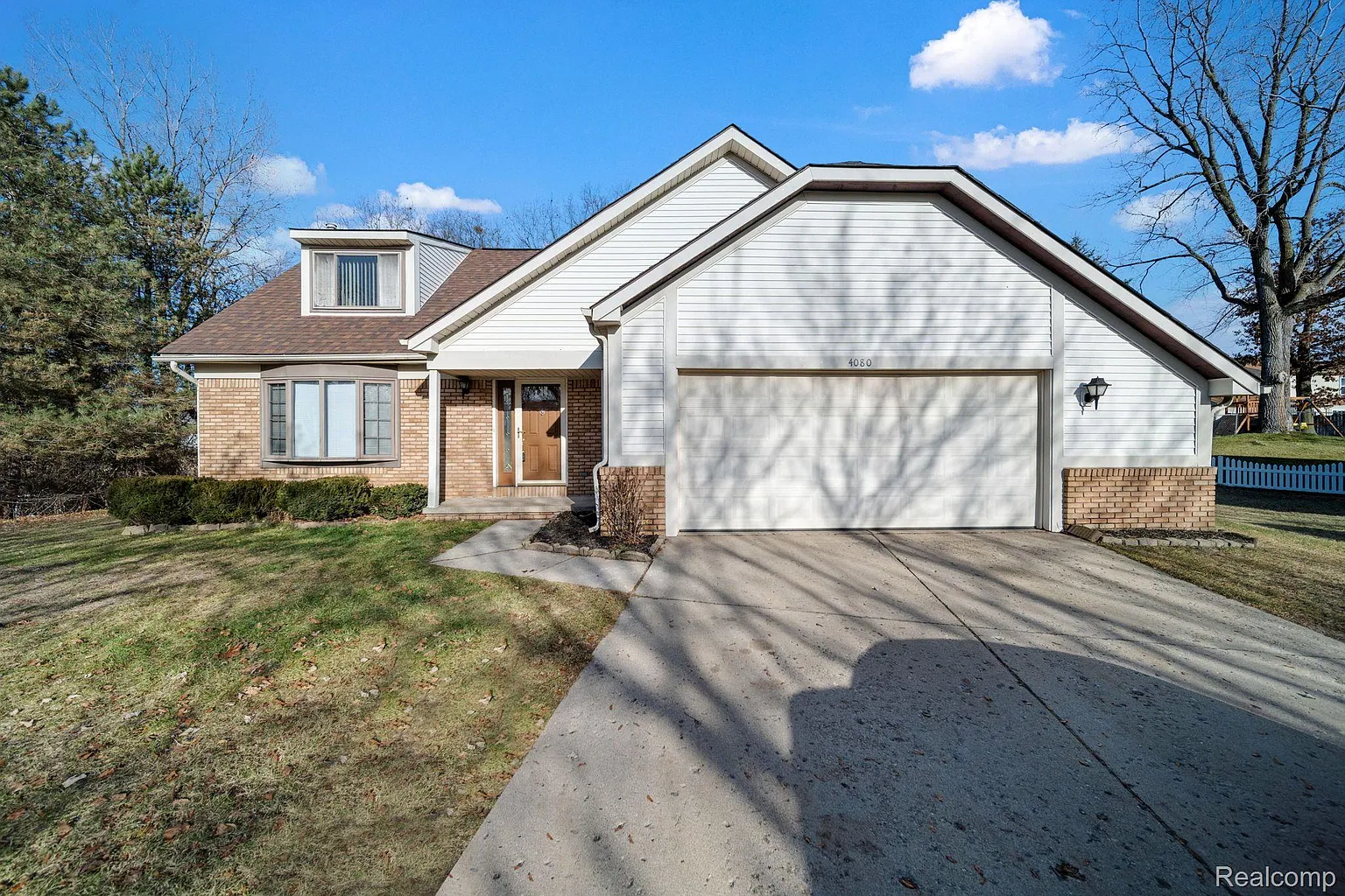 4080 Forest Glen Ct photo 1