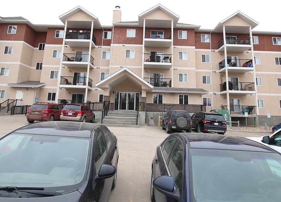 1st image of 4903 47th Ave #106
