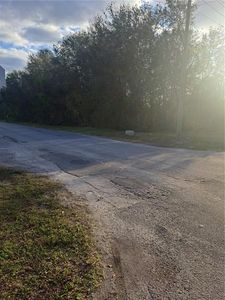 20th St, Zephyrhills, FL, 33542