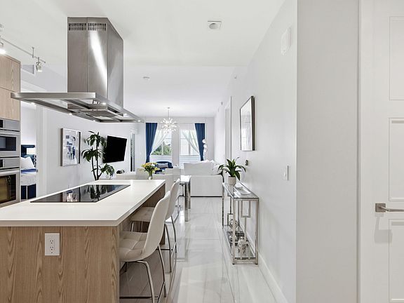 2nd image of 155 E Boca Raton Road #313