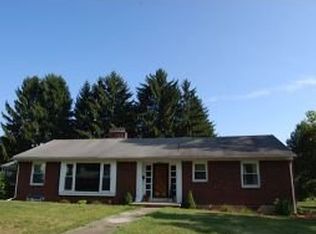 3500 Brentwood Pl, Vestal, NY 13850