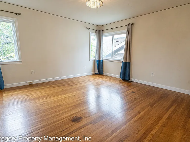 1805 Central Ave — Photo 14