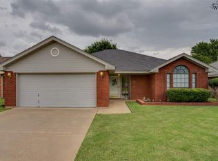 13 Basswood Dr, Wichita Falls, TX 76310