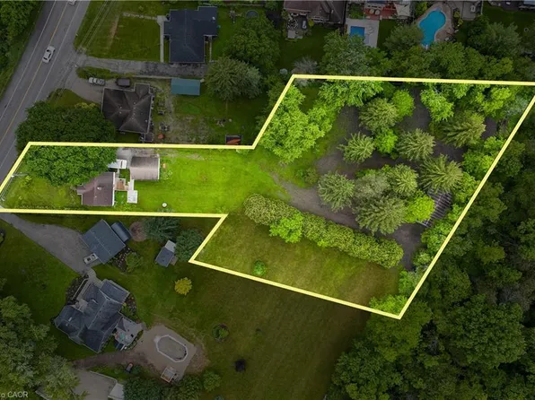 1642 Sawmill Rd, Woolwich, ON N2J 4G8