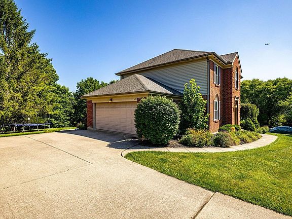 3rd image of 7756 Mitchell Park Dr