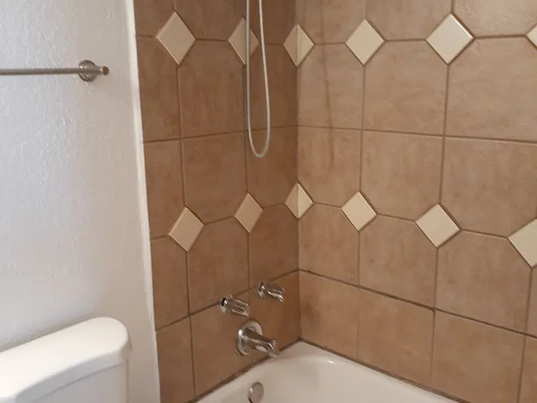 5408 S 44th Pl — Photo 9