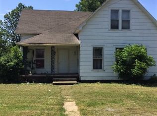 307 & 309 E Pine St, East Prairie, MO 63845