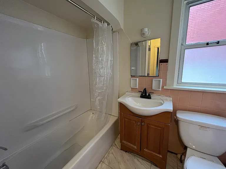 3121 Clermont Ave #1 — Photo 9