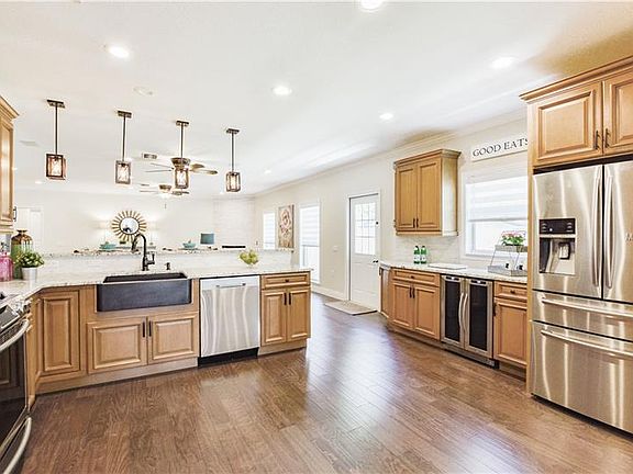 4th image of 3332 W Wallcraft Ave