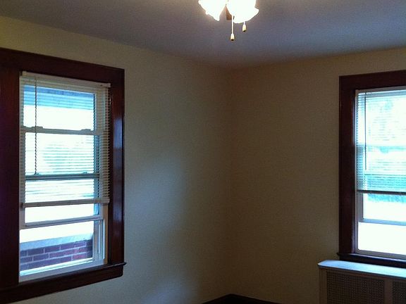 4th image of 1301 Central Ave #1