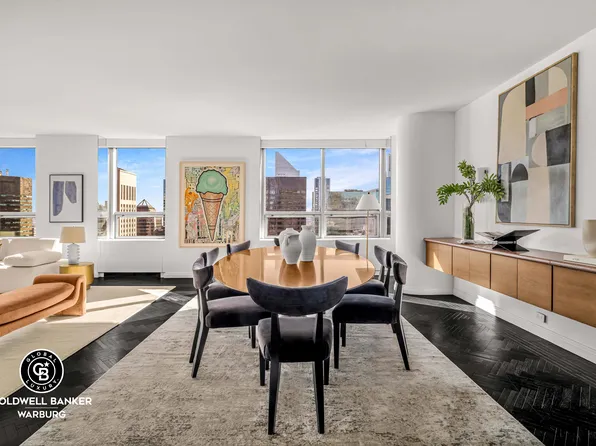 15 West 53rd Street image 3 of 16