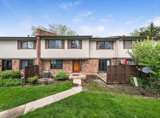 7346 Country Creek Way UNIT 2, Downers Grove, IL 60516