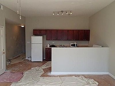 4th image of 4605 S Vincennes Ave