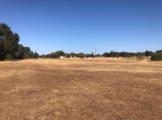 8071 Warren Rd, Wallace, CA 95254