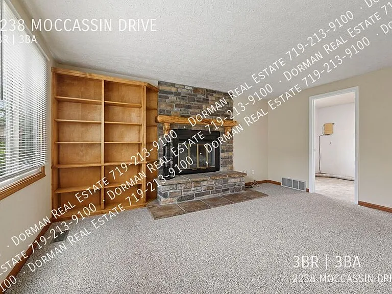 2238 Moccassin Dr — Photo 9
