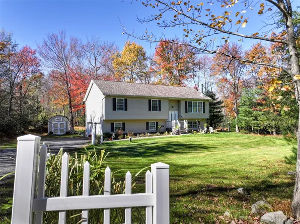 43 Callahans Road, Wurtsboro, NY 12790