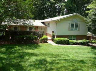 703 5th Ave NE, Conover, NC 28613