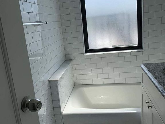 2nd image of 3114 35th St APT 5E