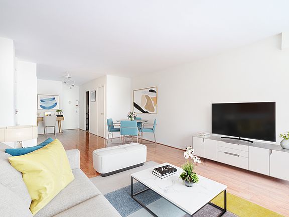 2nd image of 211 E 53rd St APT 4F