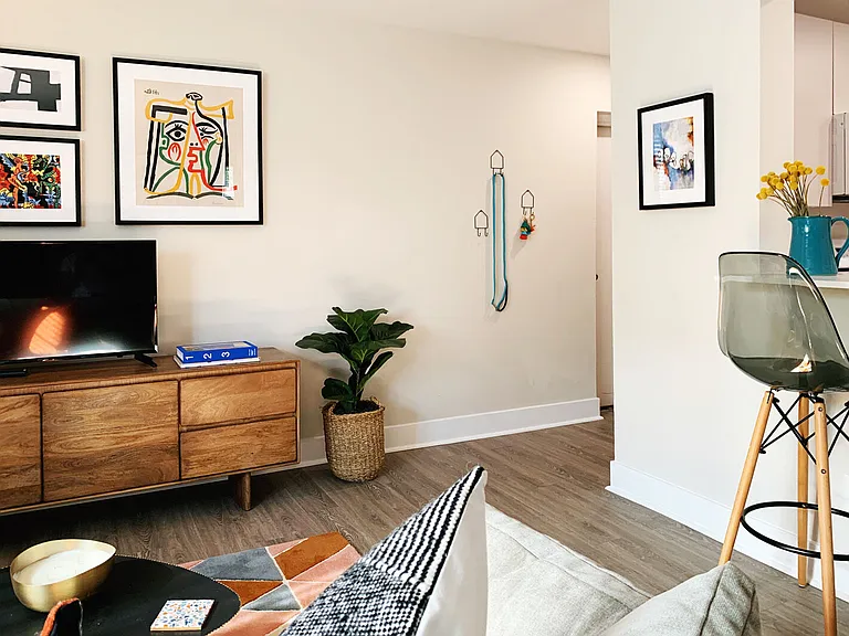 Ridge Court Apartments — Photo 7