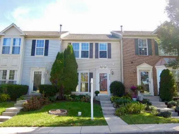 2002 Sumner Dr #2, Frederick, MD 21702