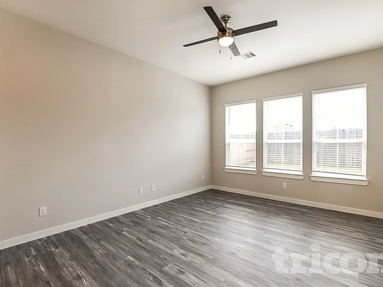 22728 Terrazzo Dr — Photo 3
