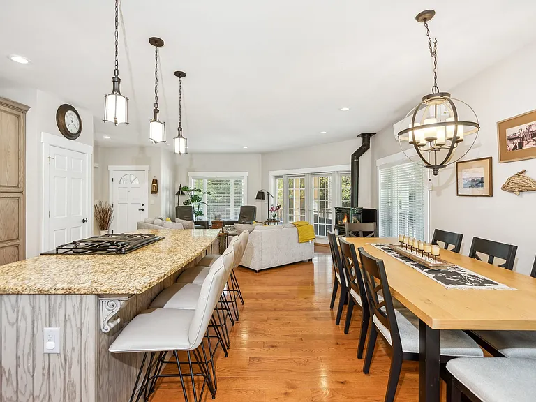 18 Jones Rd — Photo 10