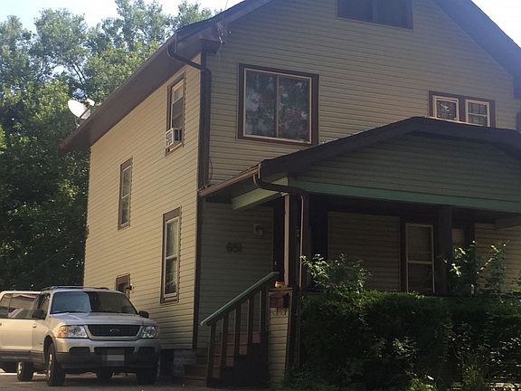 3rd image of 651 W Galena Blvd