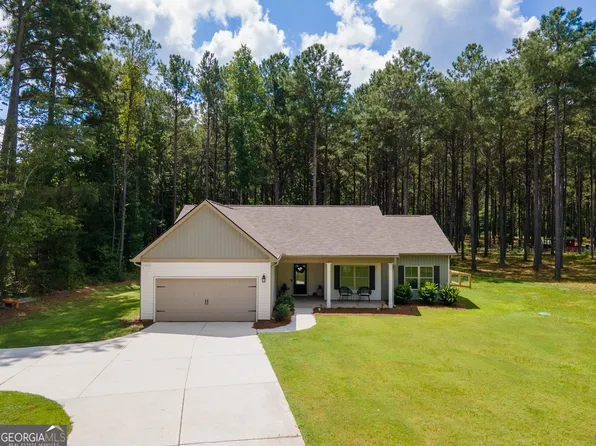 4079 Primrose Rd, Grantville, GA 30220