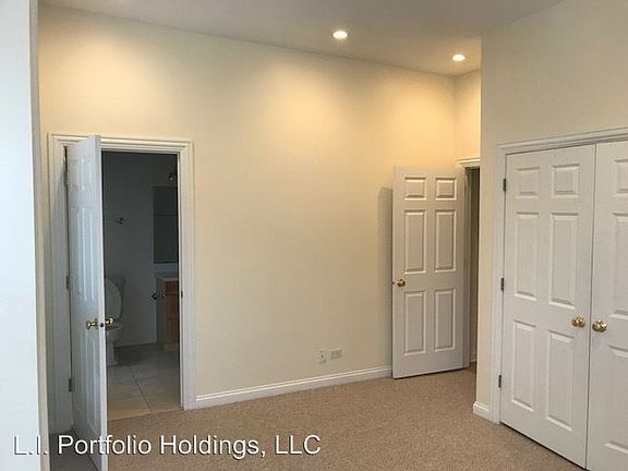 4th image of 1972 N Orchard St #2
