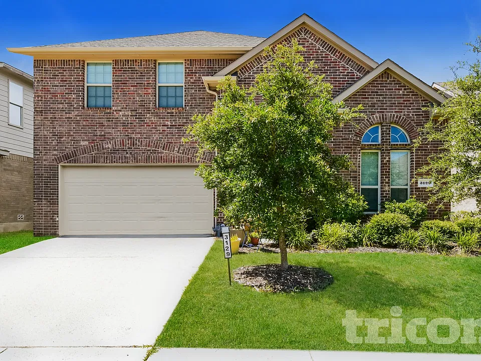 3129 Sunny Hill Way