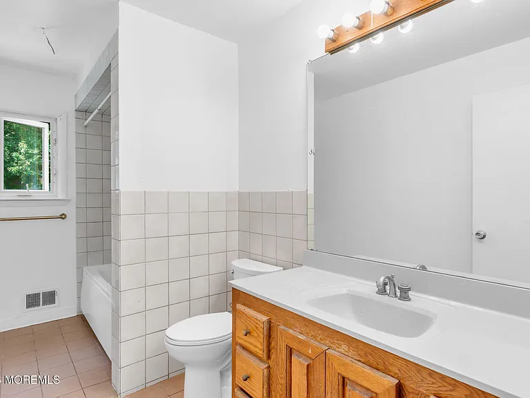 809 Commonwealth Blvd — Photo 21