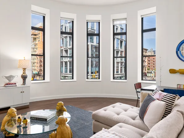 65 West 13th Street image 2 of 13