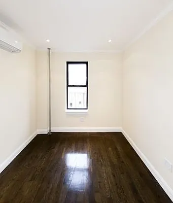 Rented by Icon Realty Management | media 27