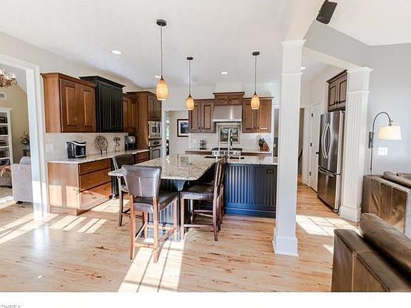 4th image of 19085 Sanctuary Dr