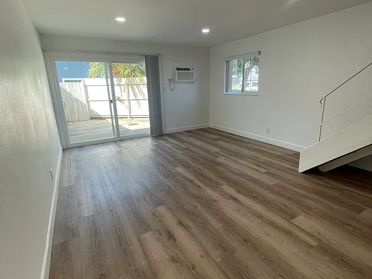 244 S McCoy Rd — Photo 9