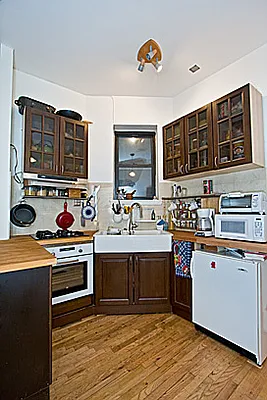 Sold by Citi Habitats | media 12
