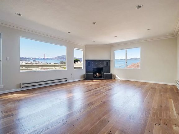 3rd image of 2448 Hyde St