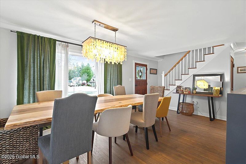 4th image of 9 Elliot Avenue