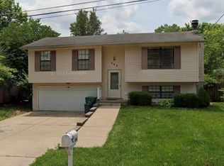 304 Stillbrook Estates Dr, Fenton, MO 63026