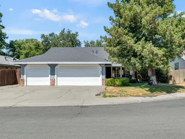 908 Sun Valley Ct, Woodland, CA 95776